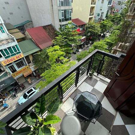 Julia Apartment Hanoi Dış mekan fotoğraf